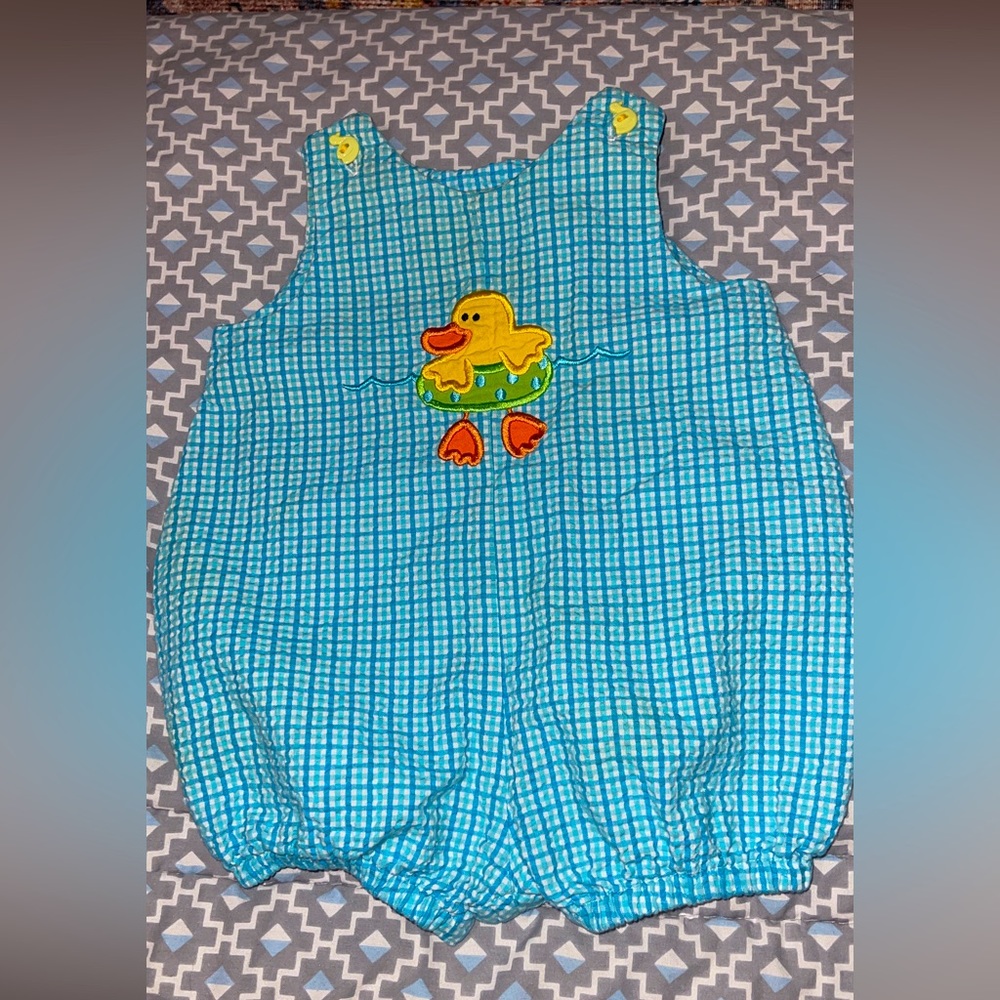 Austin and Ashley boys bubble smock 9M